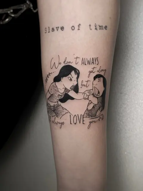 Tatuaggio: Mulan e Lilo con scritte sull'avambraccio, di Amanda - White Garden Tattoo, Roma Colli Aniene